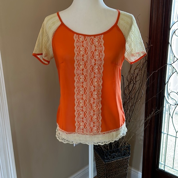A’reve Semi-sheer with lace sleeves and trim top szS - Picture 2 of 11